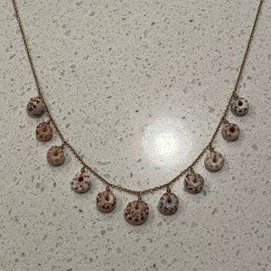 Dainty shell & chain necklace by RueBelle